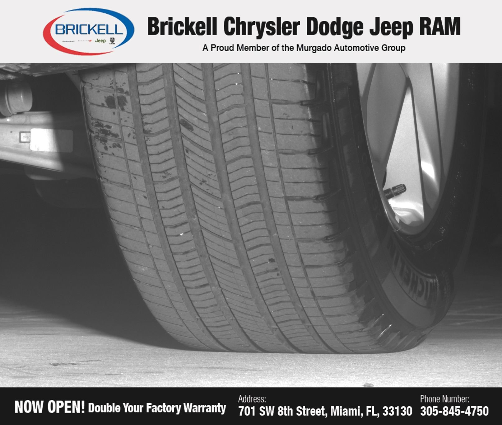 Used 2025 Jeep Grand Cherokee Laredo X RWD image 11