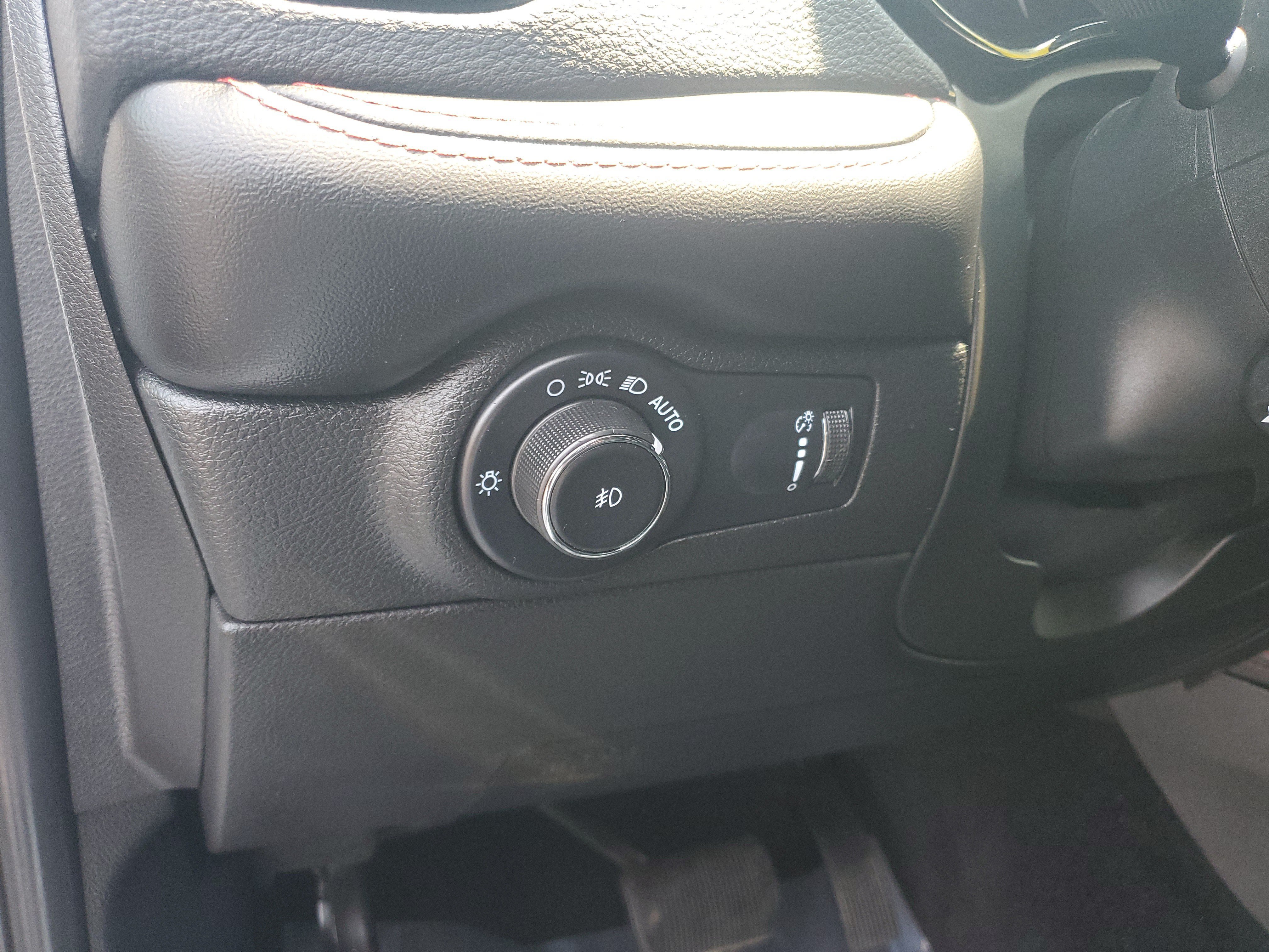 Certified 2023 Dodge Durango GT AWD/4WD image 11