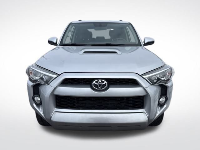 Used 2019 Toyota 4Runner TRD Off-Road image 8