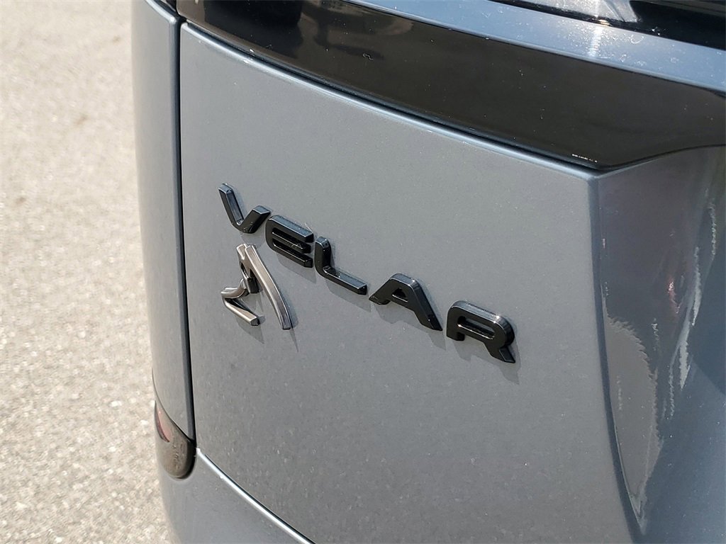 New 2026 Land Rover Range Rover Velar Dynamic SE image 6