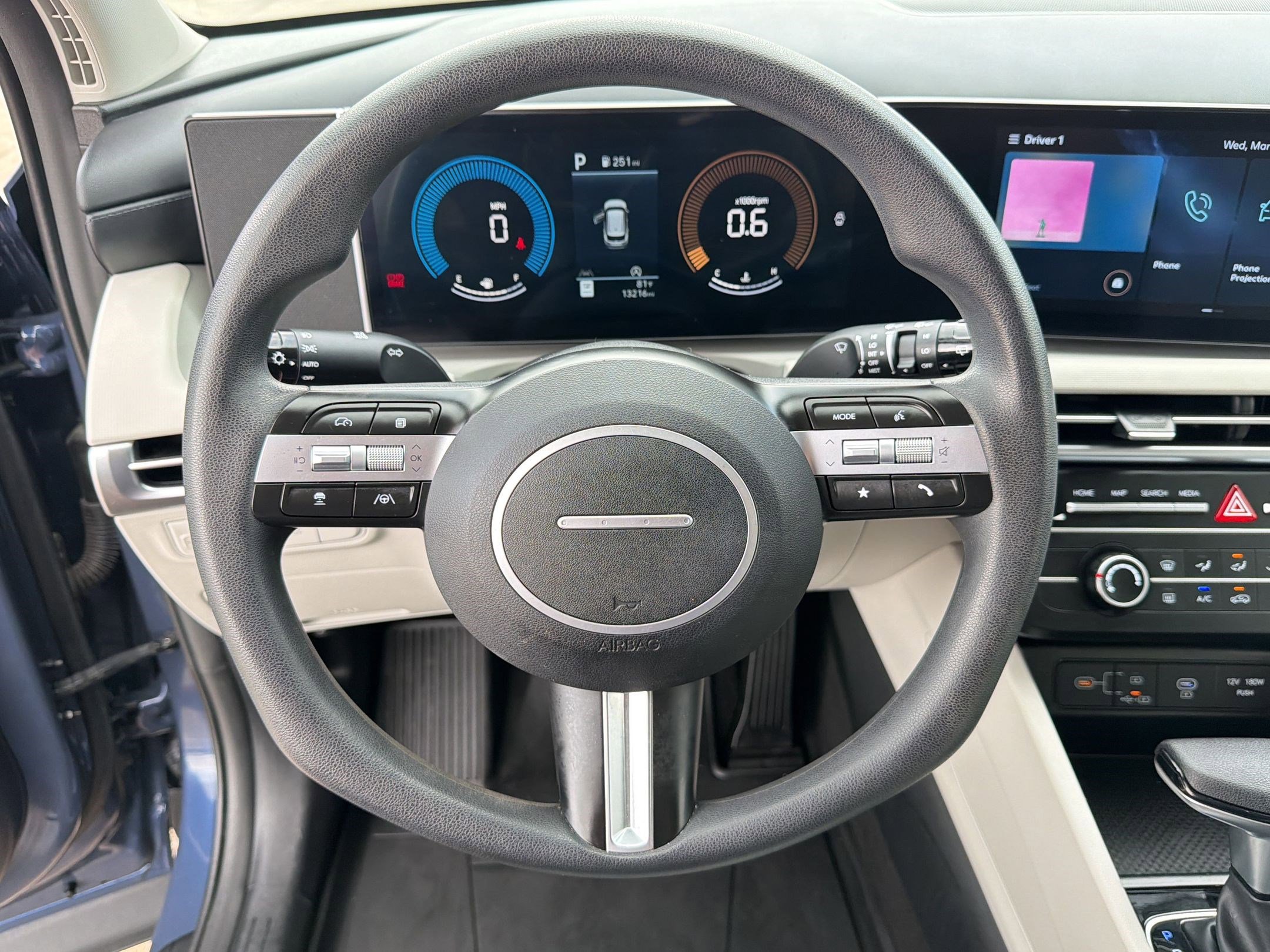 Used 2025 Hyundai Tucson SE image 16