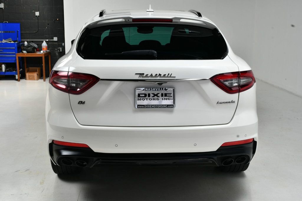 Used 2020 Maserati Levante GranSport image 16