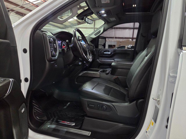 Used 2022 Chevrolet Silverado 2500 LTZ w/ LTZ Premium Package AWD/4WD image 6
