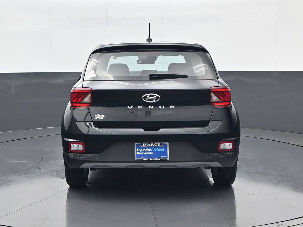 Certified 2026 Hyundai Venue SE image 6
