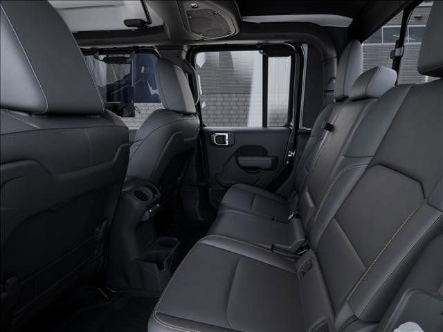 New 2026 Jeep Gladiator Sahara image 23