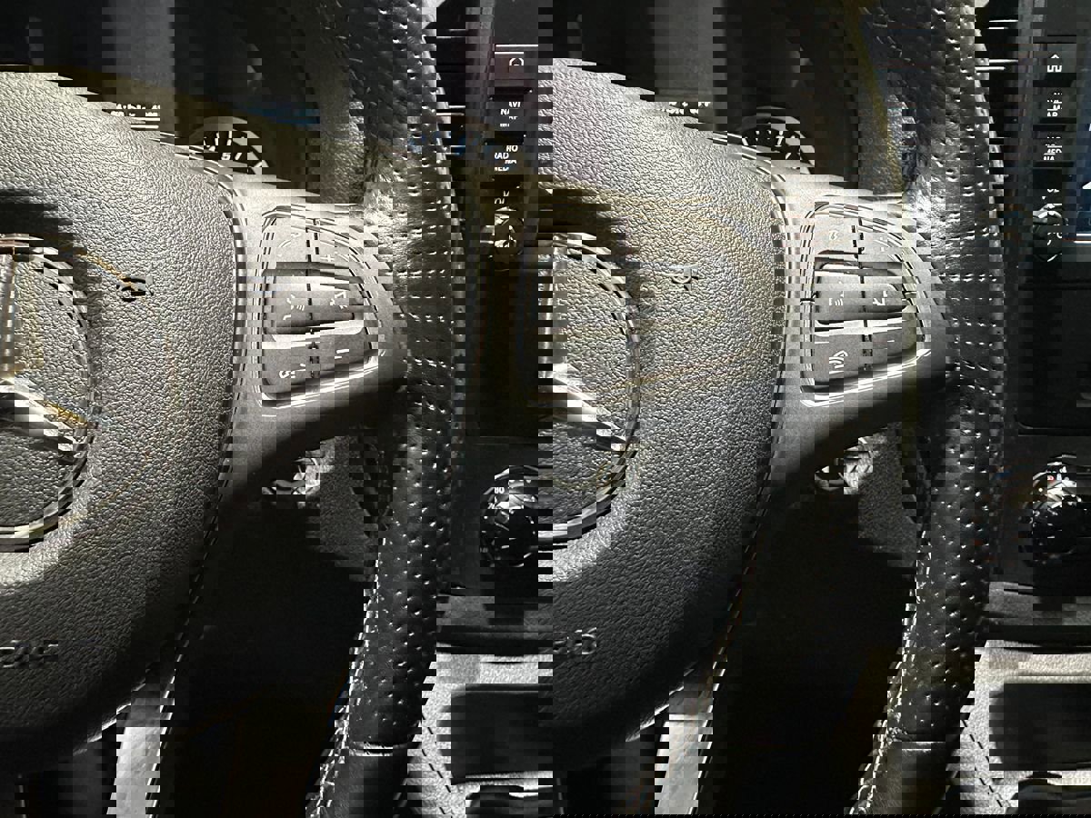 Used 2022 Mercedes-Benz Metris image 24