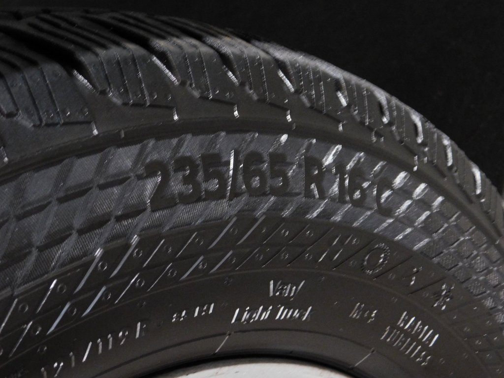 Used 2023 Ford Transit 250 148 High Roof Extended AWD image 96