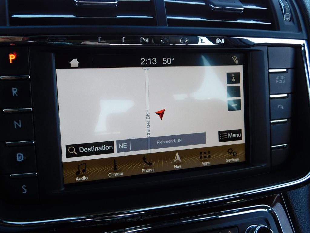 Used 2017 Lincoln Continental Select w/ Climate Package image 30