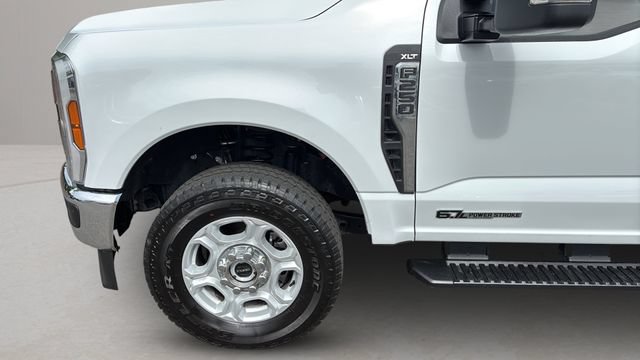 Used 2025 Ford F250 XLT w/ FX4 Off-Road Package AWD/4WD image 32