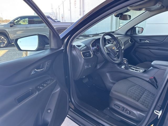 Used 2024 Chevrolet Equinox LT image 10
