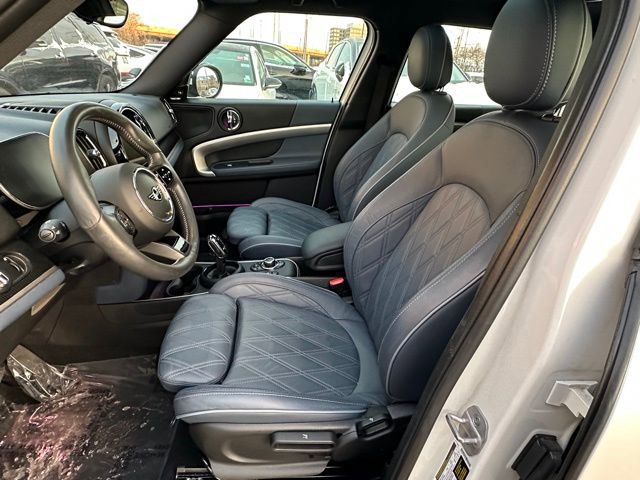 Used 2023 MINI Cooper Countryman S w/ Signature Upholstery Package image 11