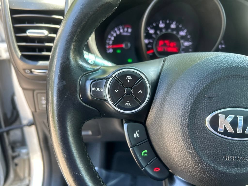 Used 2014 Kia Soul ! w/ Sun & Sound Package FWD image 23