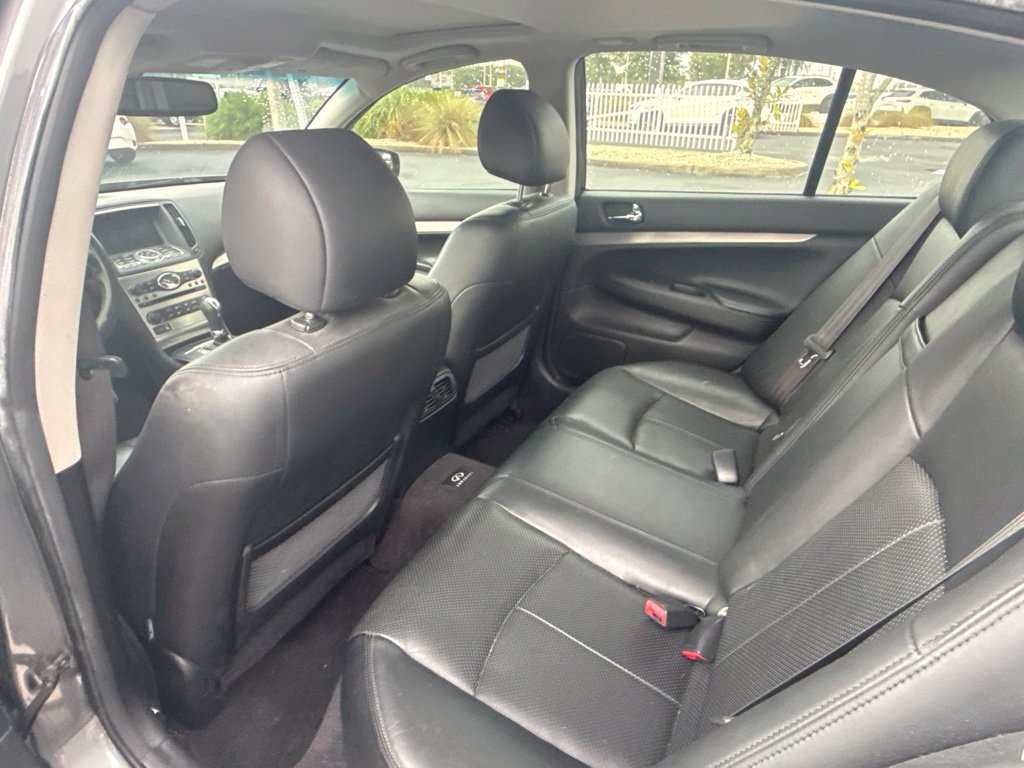 Used 2012 INFINITI G37 x Sedan w/ Premium Pkg AWD/4WD image 15