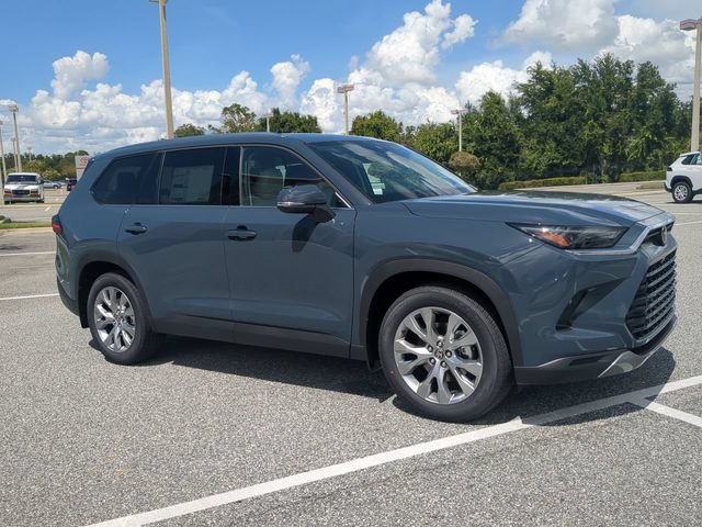 New 2026 Toyota Grand Highlander FWD image 2