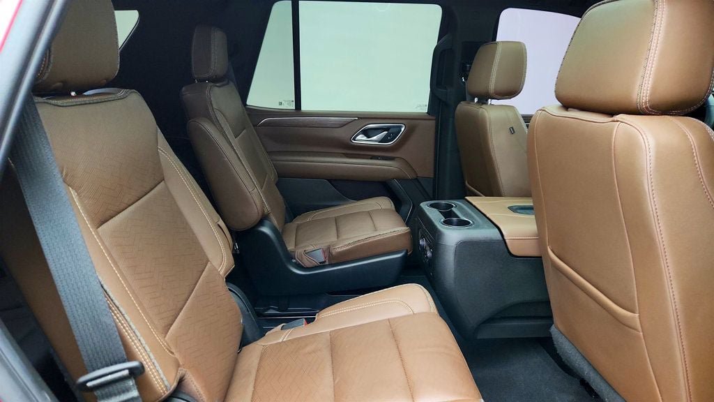 Used 2023 Chevrolet Tahoe High Country RWD image 24