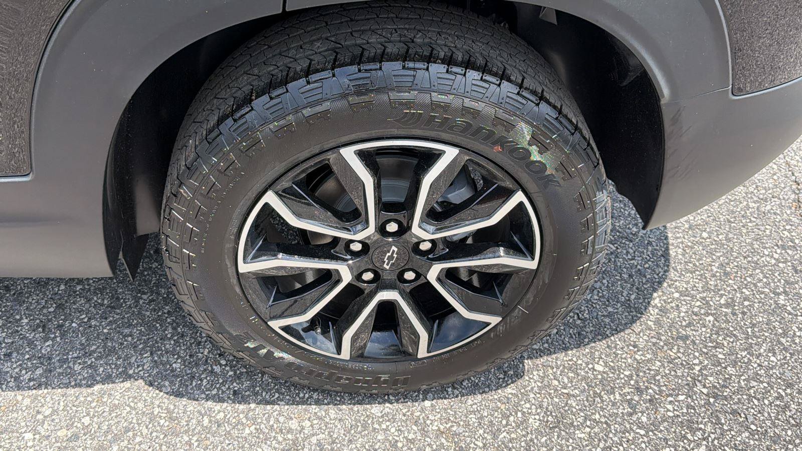 New 2026 Chevrolet TrailBlazer ACTIV w/ Convenience Package FWD image 9