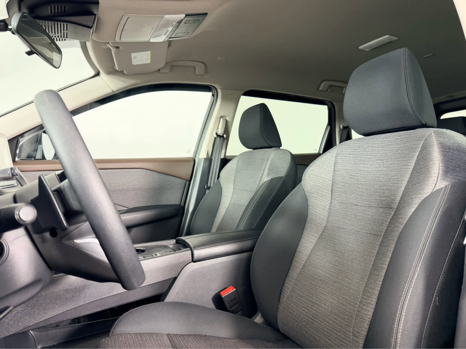 Used 2023 Nissan Rogue SV image 10