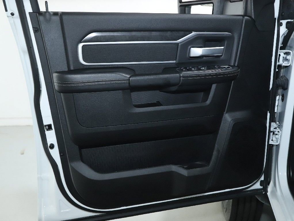 Used 2024 RAM 4500 SLT w/ Quick Order Package 2YG SLT image 15