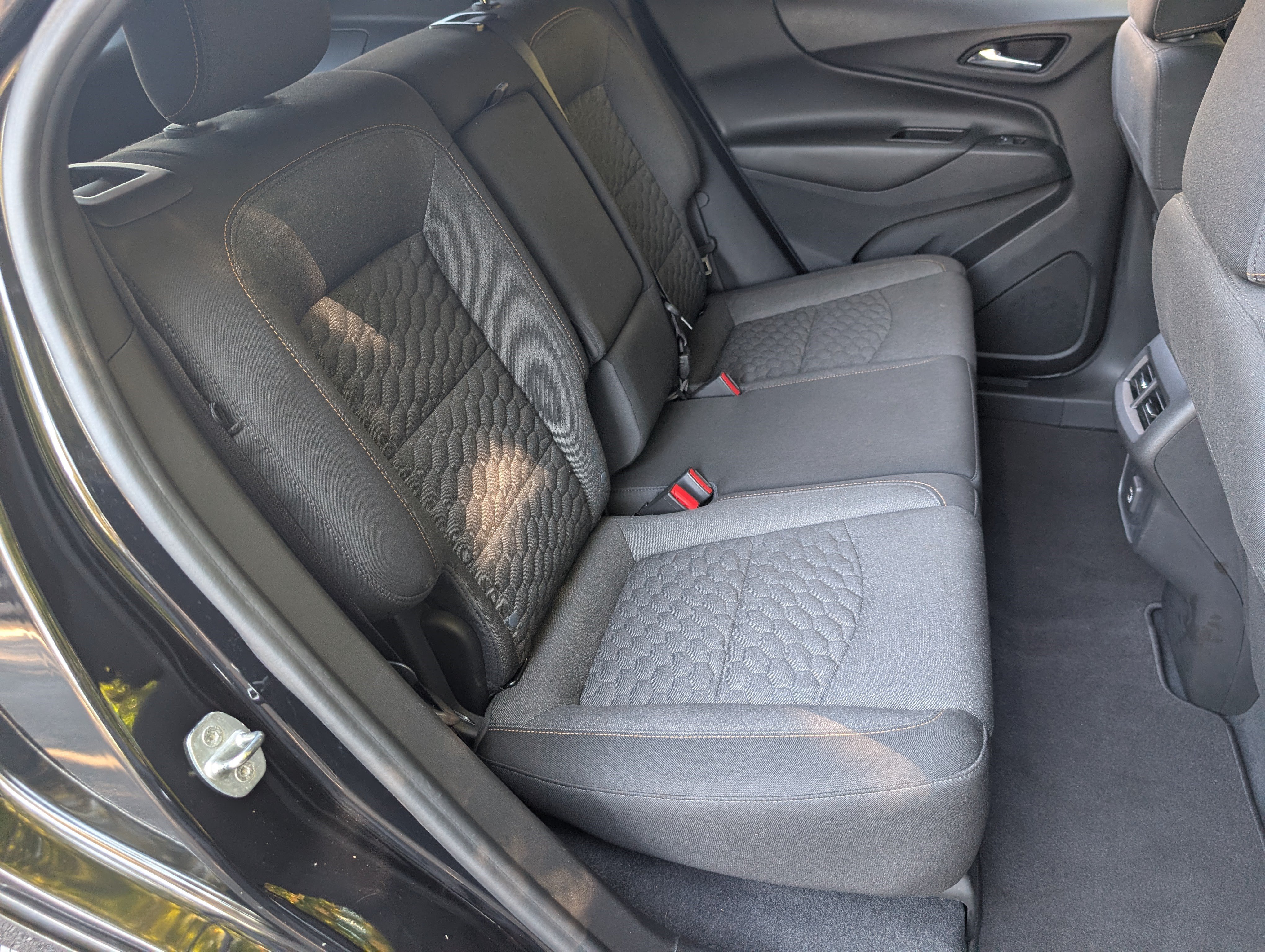 Used 2020 Chevrolet Equinox LT FWD image 19