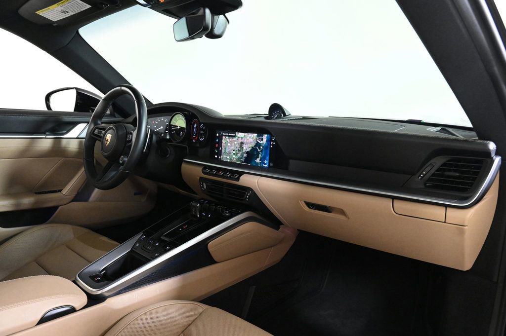 Used 2023 Porsche 911 Carrera image 17