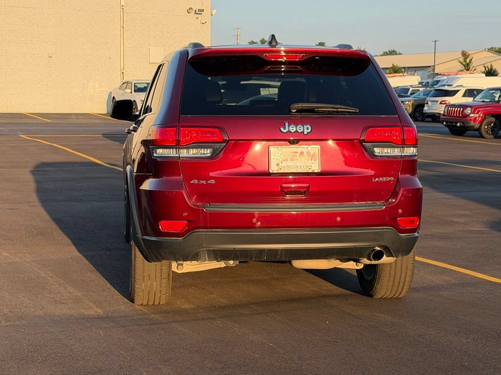 Used 2021 Jeep Grand Cherokee Laredo X AWD/4WD image 6
