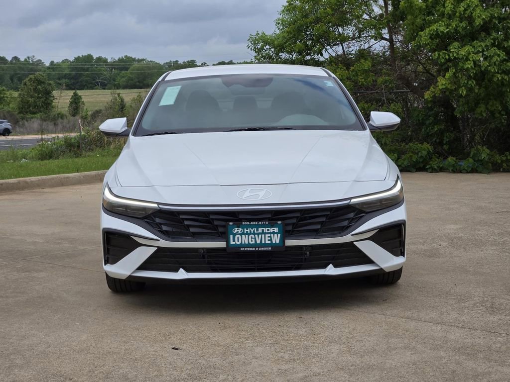 New 2026 Hyundai Elantra Blue FWD image 2