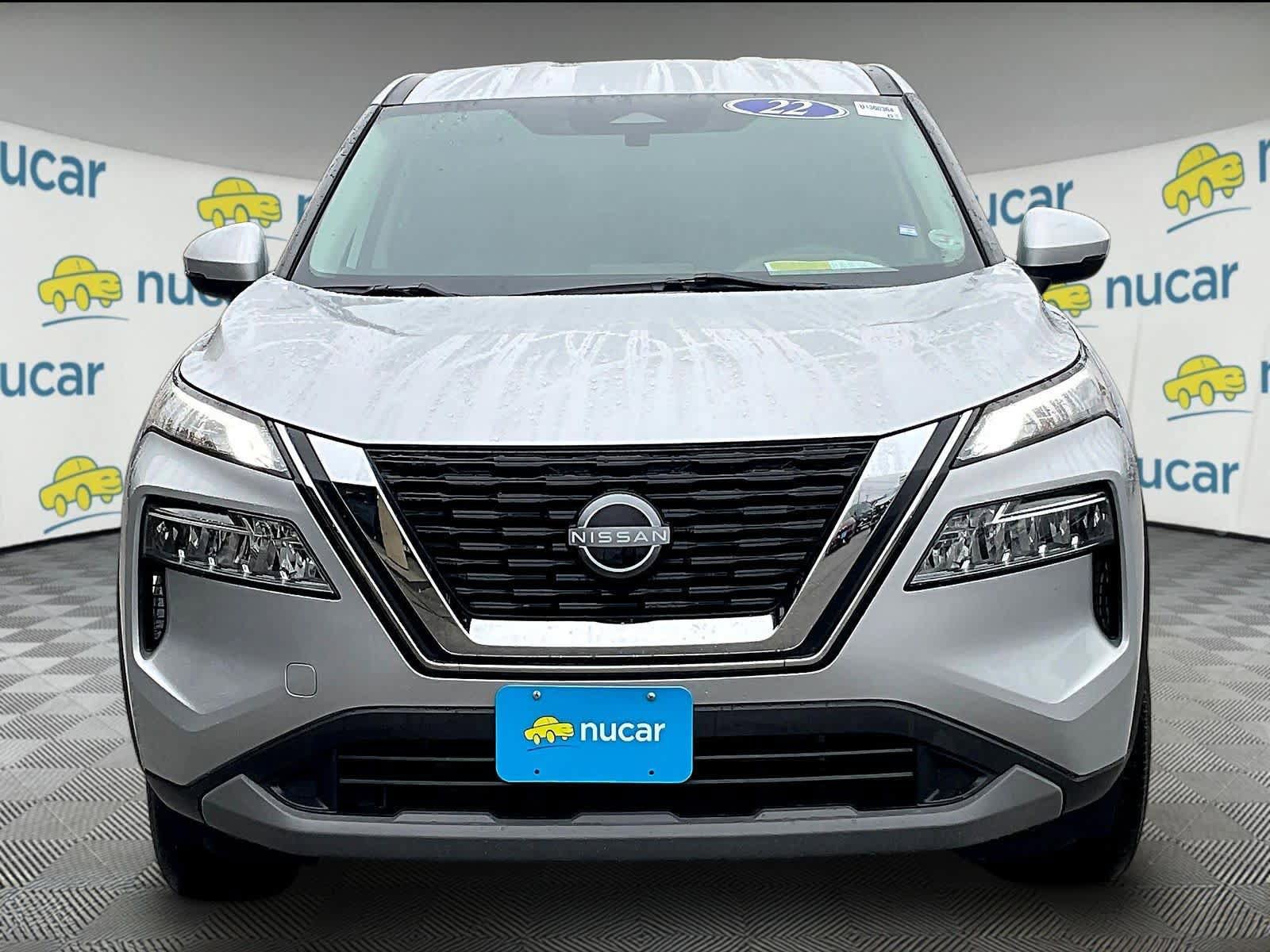 Certified 2022 Nissan Rogue SV image 2