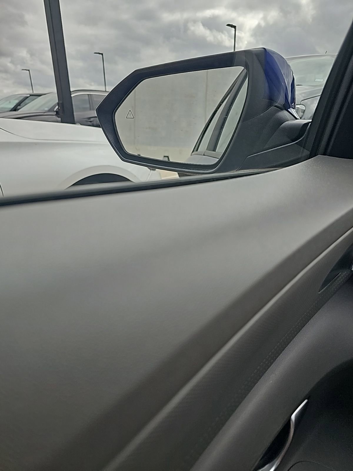 Used 2023 Hyundai Elantra SEL image 18