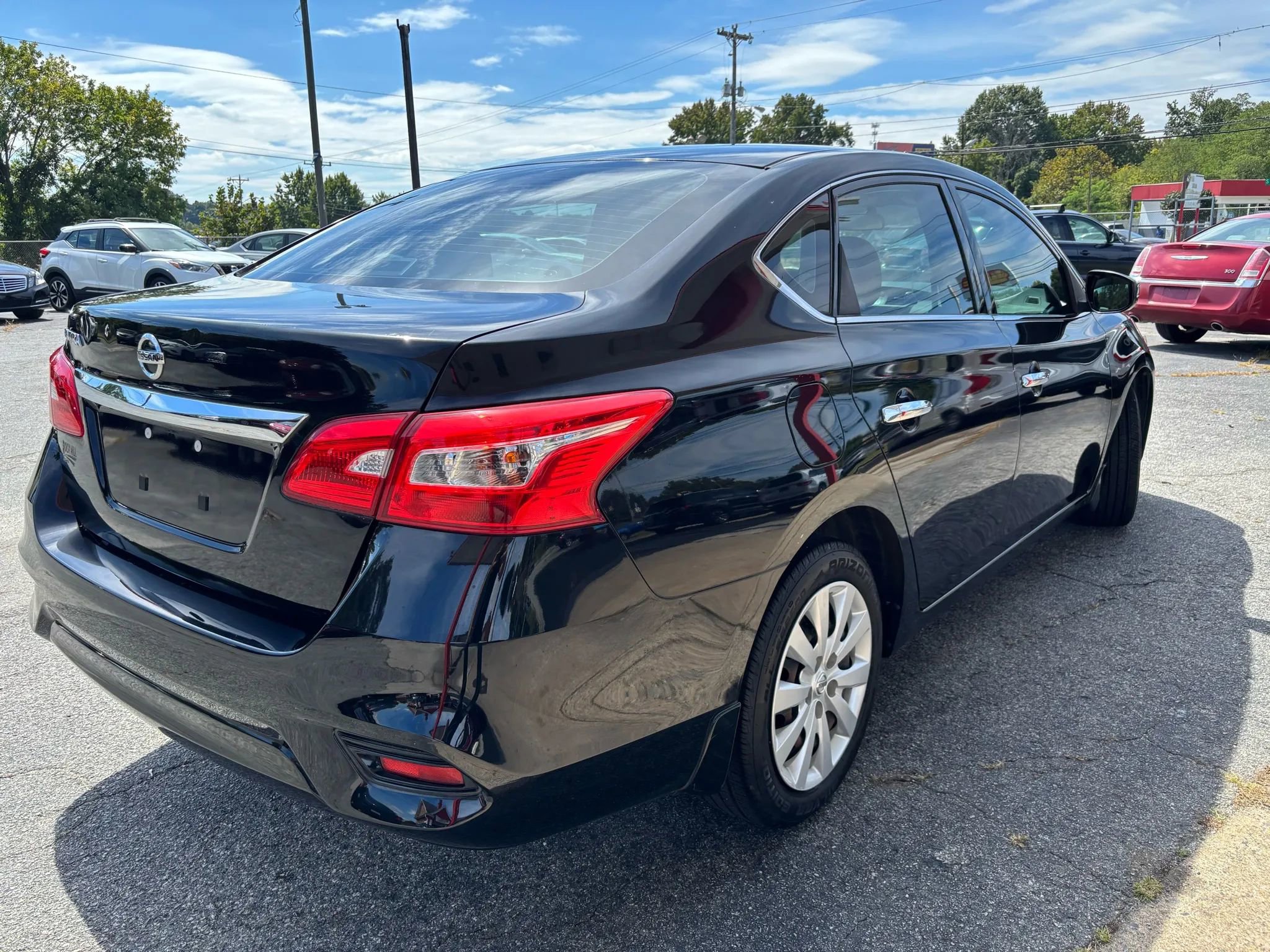 Used 2019 Nissan Sentra S image 5