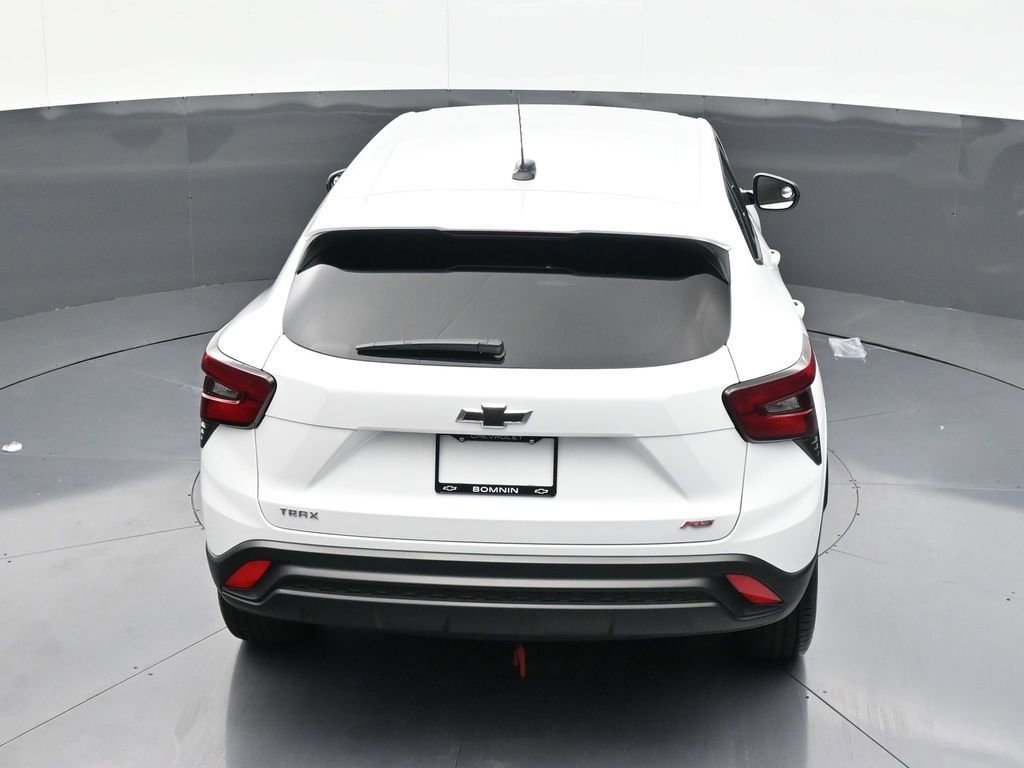 Used 2024 Chevrolet Trax LS FWD image 16