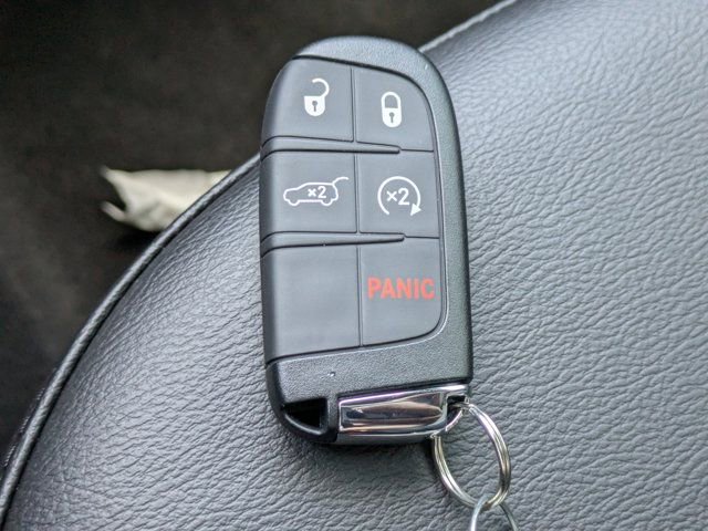 New 2026 Jeep Compass Latitude AWD/4WD image 26