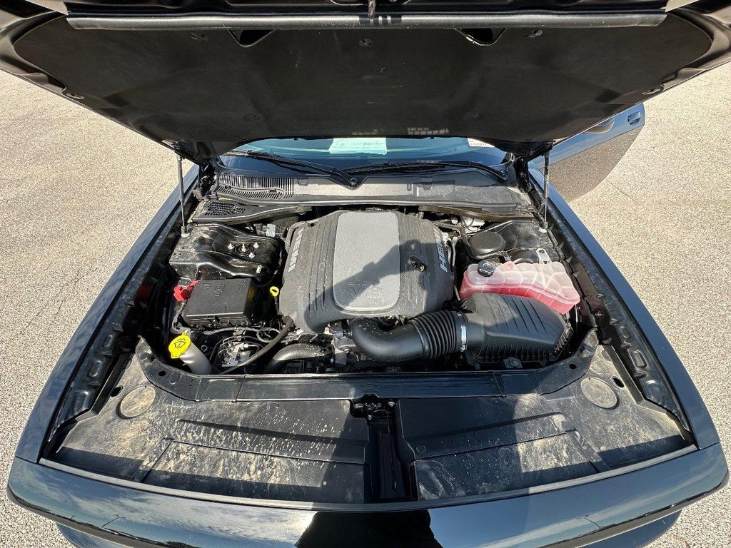 Used 2022 Dodge Challenger R/T w/ Blacktop Package image 19