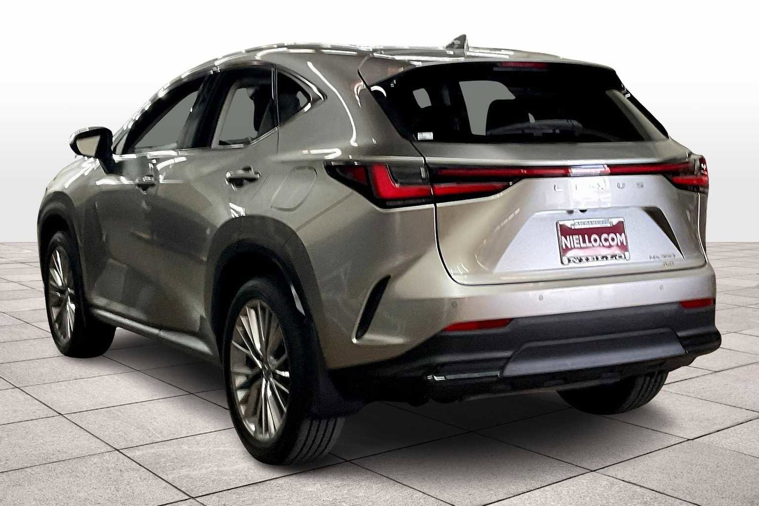 Used 2025 Lexus NX 350 AWD w/ Luxury Package image 15