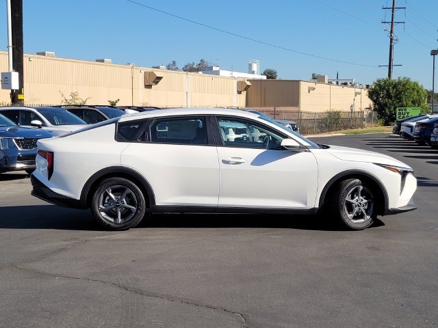 New 2026 Kia K4 FWD image 4
