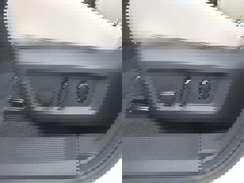 New 2026 Nissan Rogue SV w/ SV Premium Package image 12