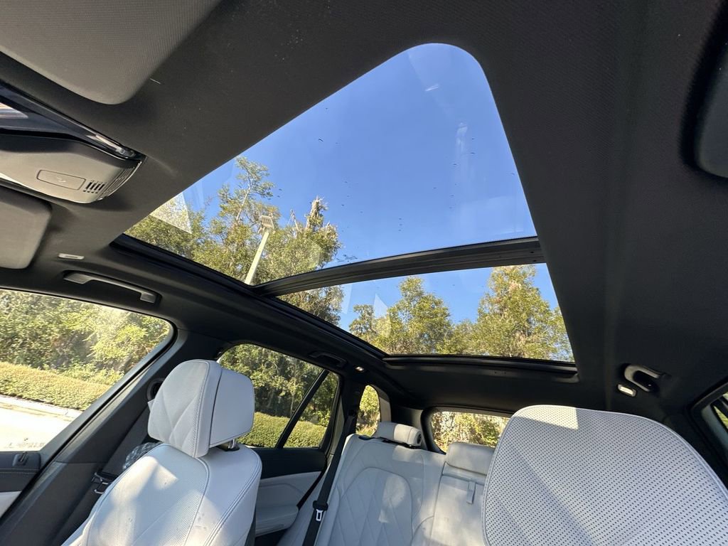 New 2026 BMW X5 xDrive40i w/ Climate Comfort Package image 26