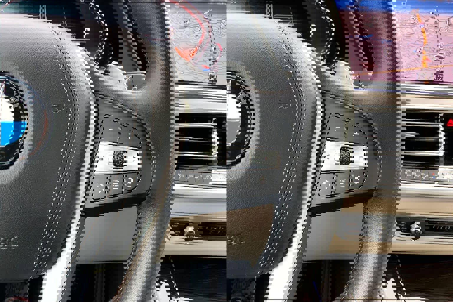 Used 2021 BMW X5 sDrive40i w/ Premium Package image 24