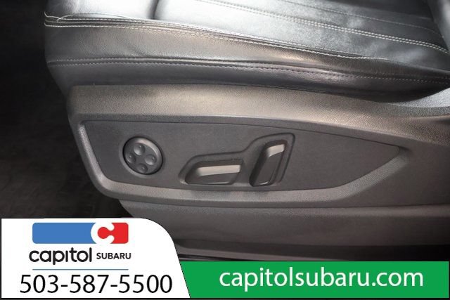 Used 2021 Audi Q5 e Premium Plus w/ Premium Plus Package AWD/4WD image 17