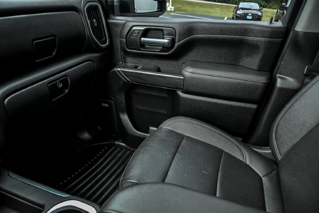 Used 2021 Chevrolet Silverado 2500 LTZ w/ LTZ Plus Package AWD/4WD image 23