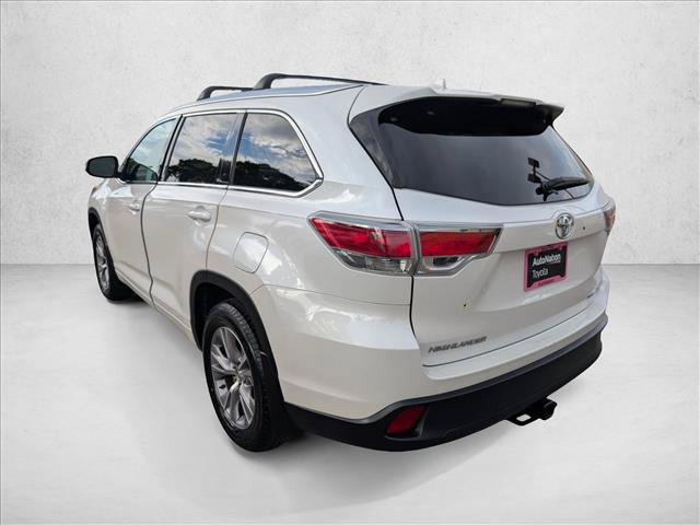 Used 2015 Toyota Highlander XLE AWD/4WD image 8