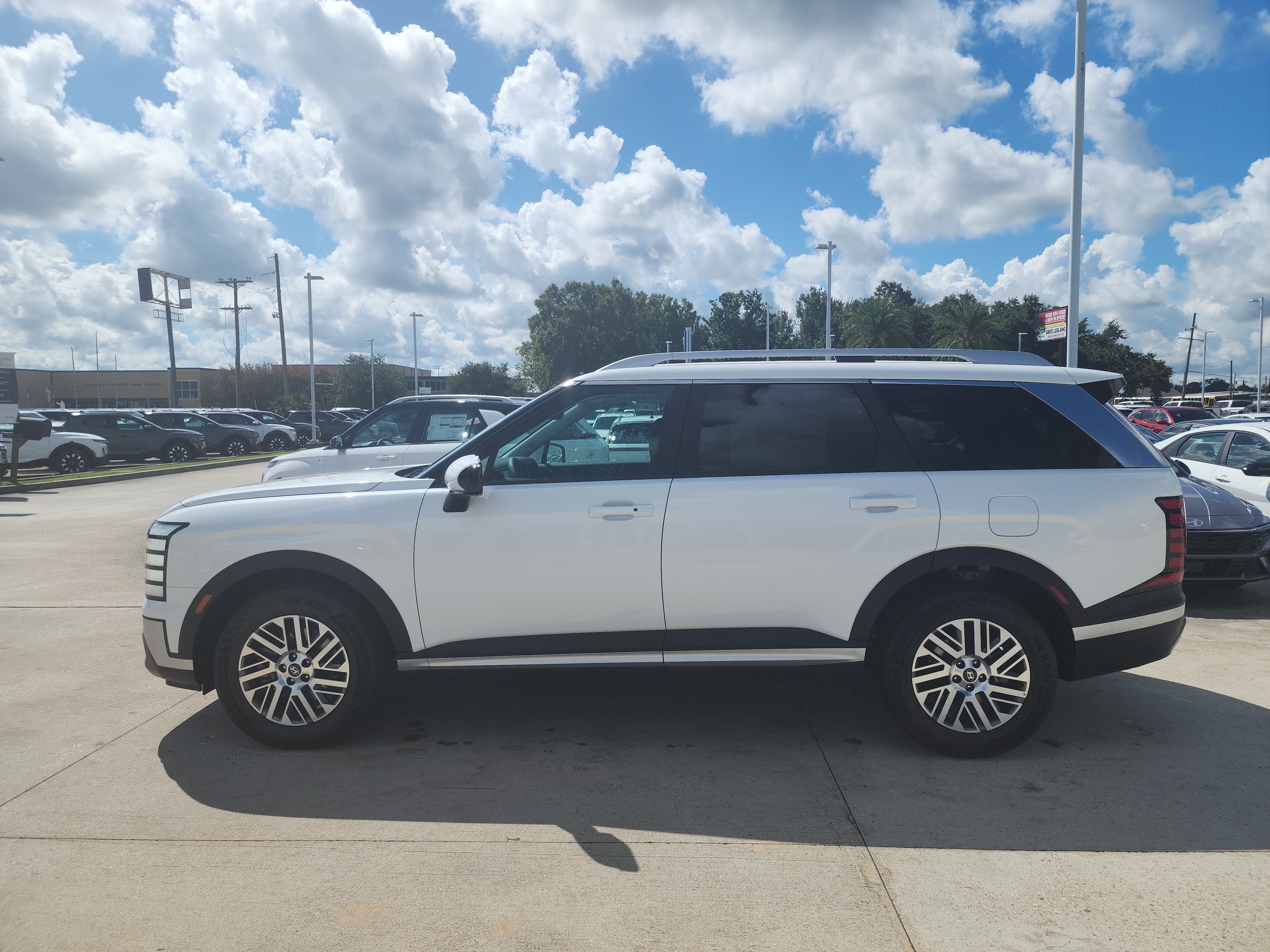 New 2026 Hyundai Palisade SEL FWD image 4