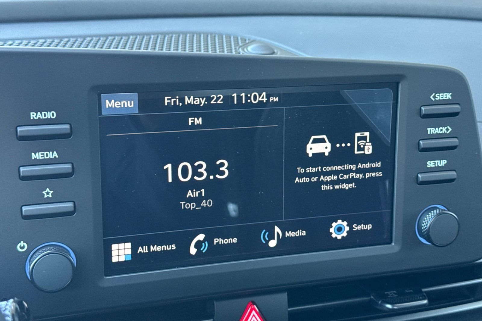 New 2026 Hyundai Elantra Sport FWD image 17