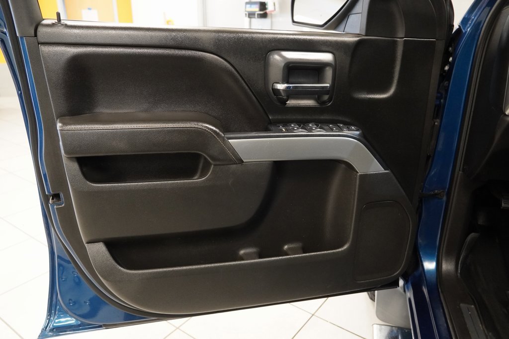 Used 2018 Chevrolet Silverado 1500 LT w/ All Star Edition image 16