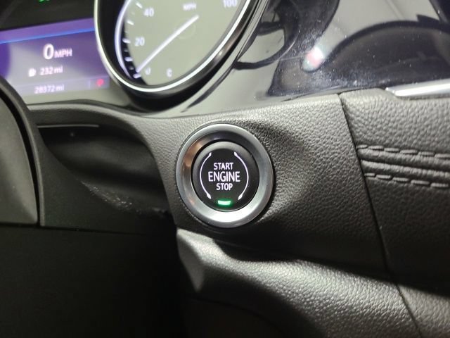 Used 2020 Buick Encore GX Preferred w/ Cold Weather Comfort Package FWD image 32