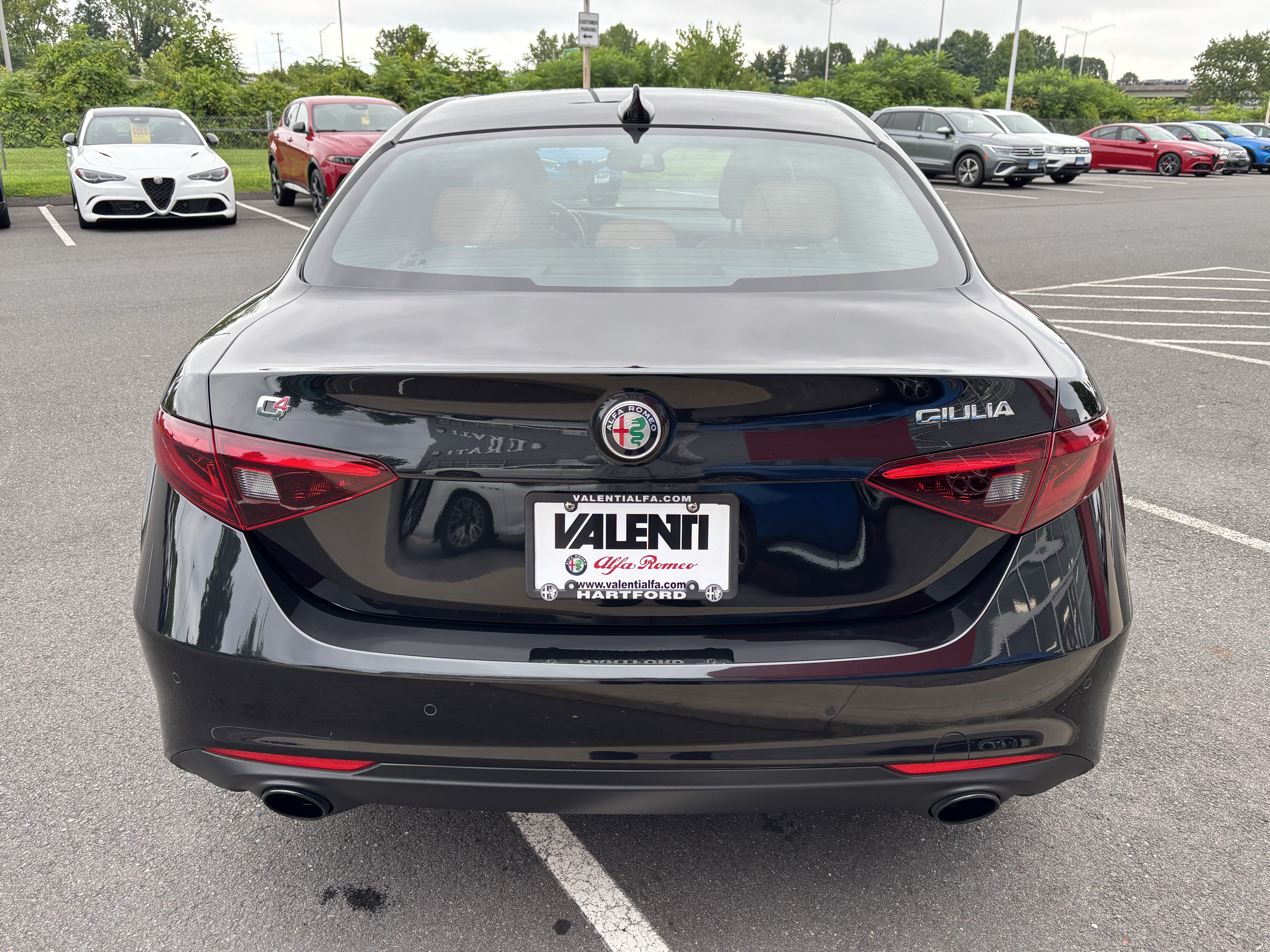 Certified 2023 Alfa Romeo Giulia Ti AWD/4WD image 7