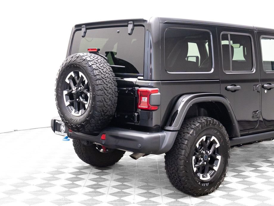 Used 2024 Jeep Wrangler Unlimited Rubicon 4xe image 36