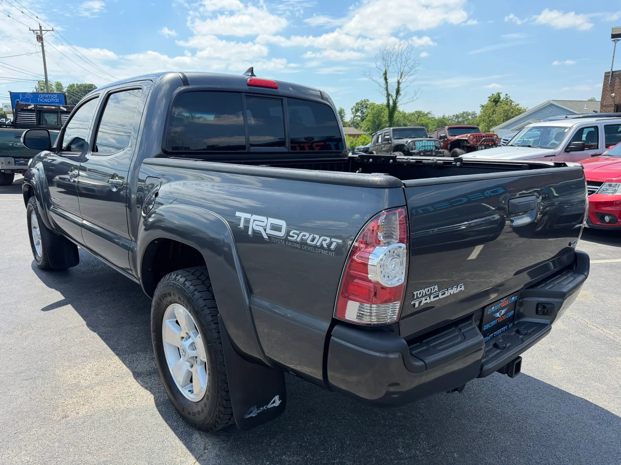 Used 2015 Toyota Tacoma 4x4 Double Cab w/ TRD Sport Package image 5