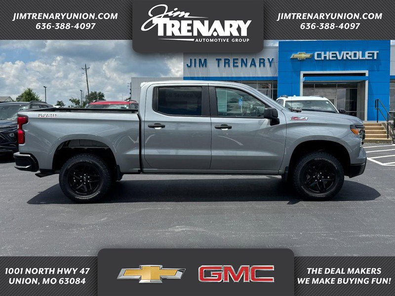 Used 2023 Chevrolet Silverado 1500 Custom Trail Boss AWD/4WD image 1