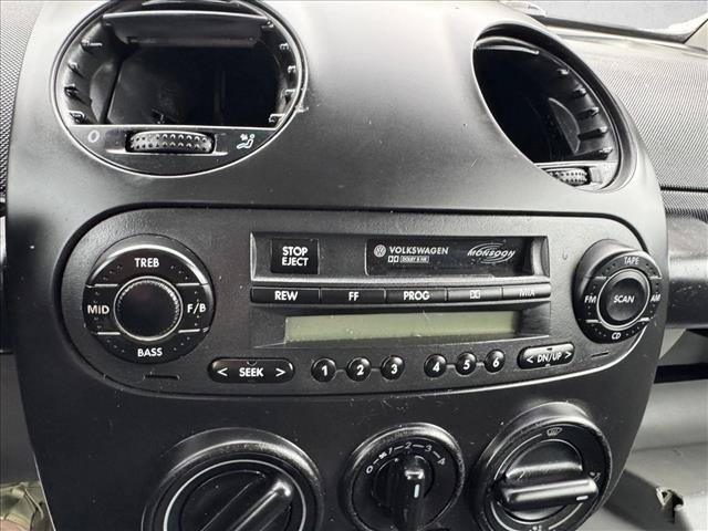 Used 2003 Volkswagen Beetle GLS FWD image 14