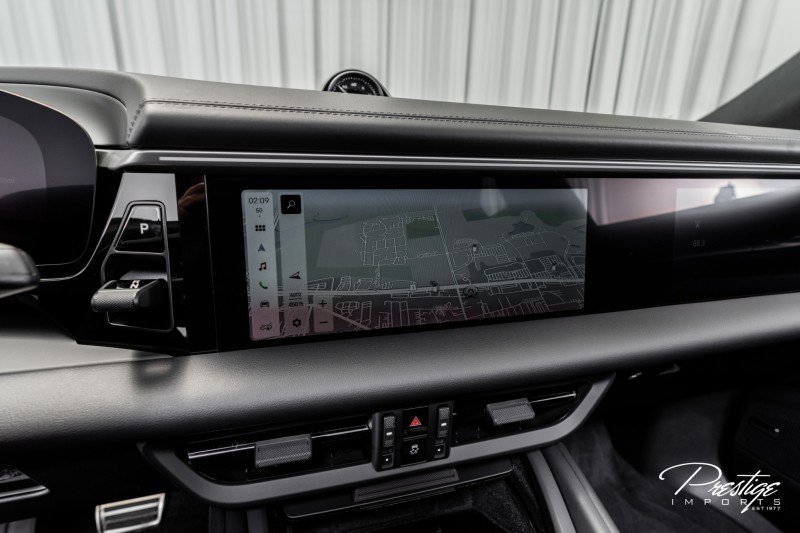 Used 2025 Porsche Macan 4S Electric image 57